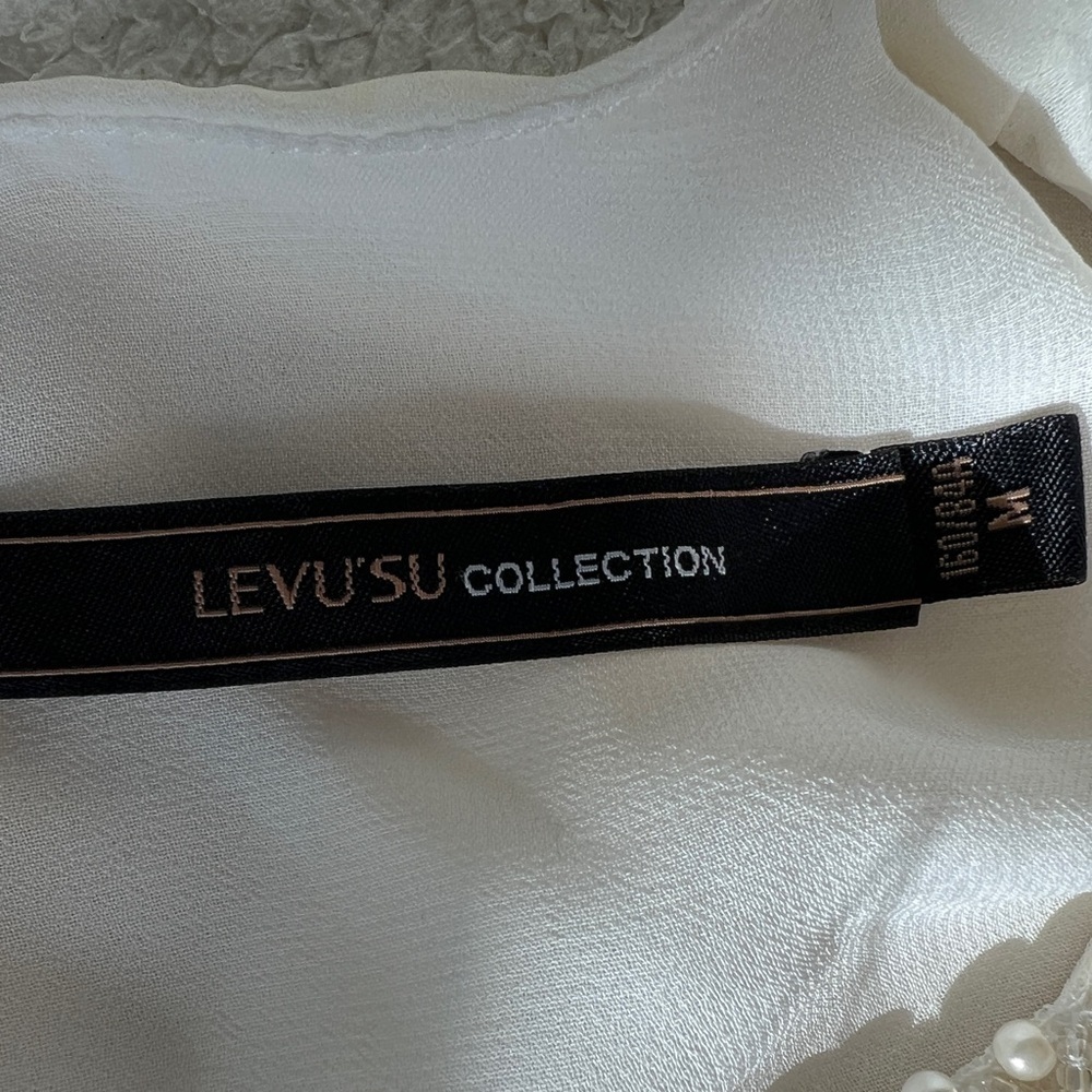 Mr White Puff Sleeve Blouse with Pearl Embellished Neckline – Fully Lined Size M - Picture 6 of 8